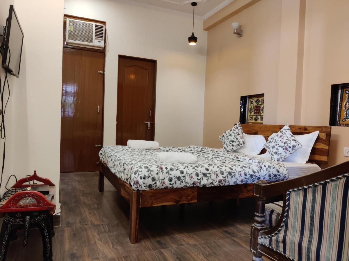 The Karauli Villa By Le Pension Stays Jaipur Exterior foto